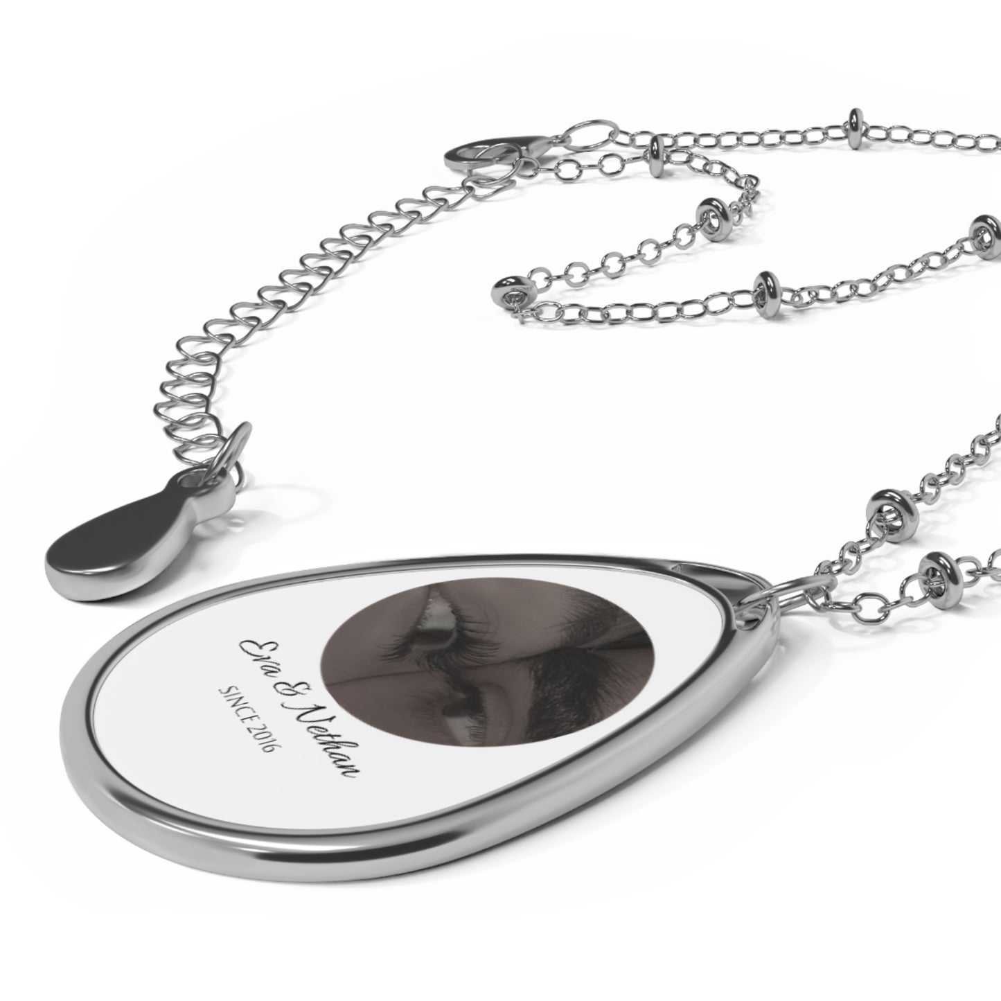 Personalized Oval Photo Necklace — Engraved Teardrop Pendant with Names & Date